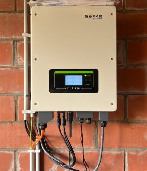 zonnepanelen koppelen aan een thuisbatterij